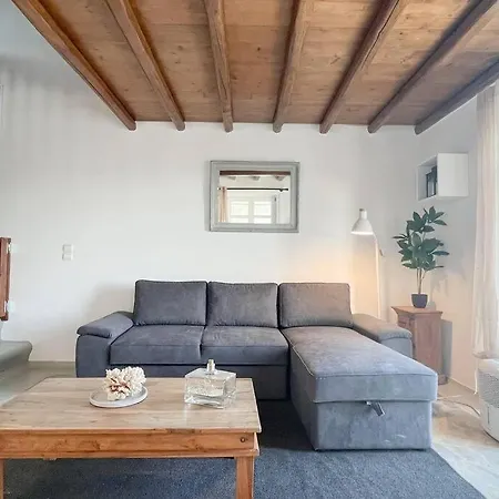 Apartment House In Pleiades Mykonos Town