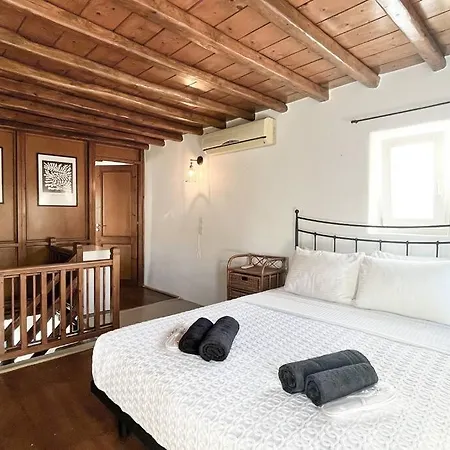 House In Pleiades Mykonos Town